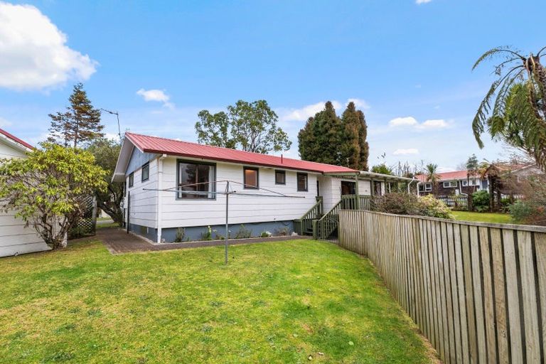 Photo of property in 26 Buchanan Place, Sunnybrook, Rotorua, 3015