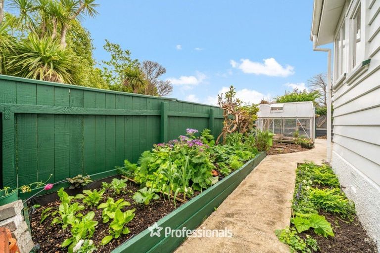 Photo of property in 8 Willoughby Street, Woburn, Lower Hutt, 5010