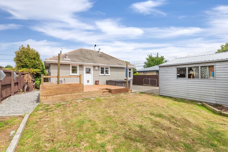 Photo of property in 247 Hoon Hay Road, Hoon Hay, Christchurch, 8025