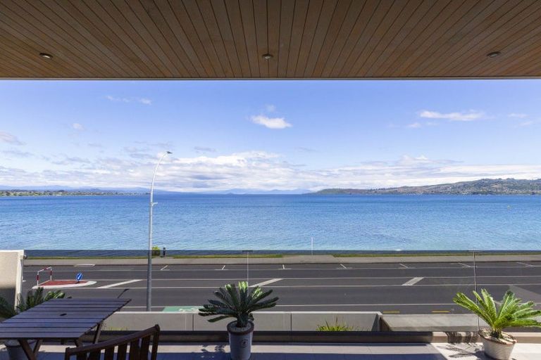 Photo of property in 88 Lake Terrace, Taupo, 3330