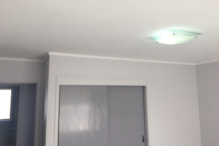 Photo of property in 10/126 Lynwood Road, New Lynn, Auckland, 0600