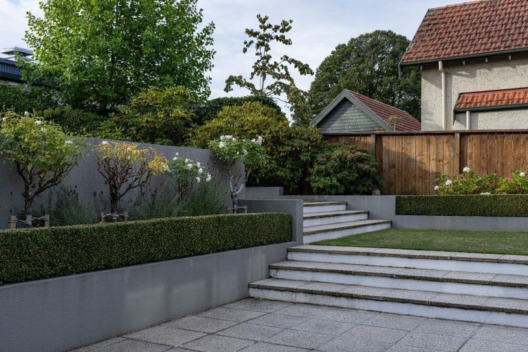 Photo of property in 355 Highgate, Roslyn, Dunedin, 9010