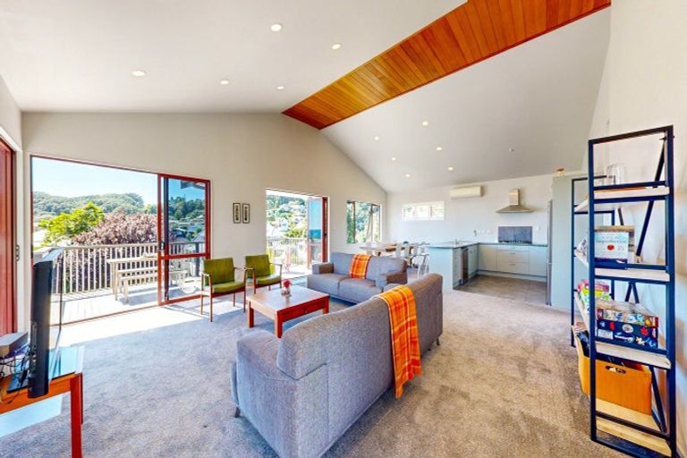 Photo of property in 208 Russell Bruce Place, Onemana, Whangamata, 3691