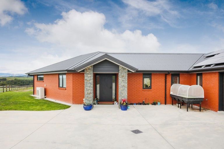 Photo of property in 172 Kingsdale Park Drive, Aokautere, Palmerston North, 4471