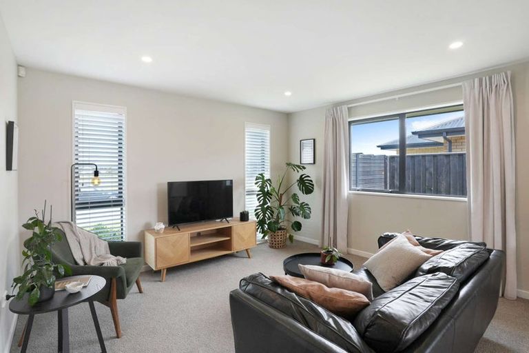Photo of property in 13 Nepia Lane, Rolleston, 7615