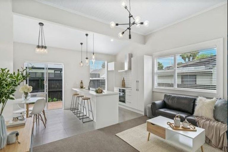 Photo of property in 32 Rosewarne Street, Spreydon, Christchurch, 8024