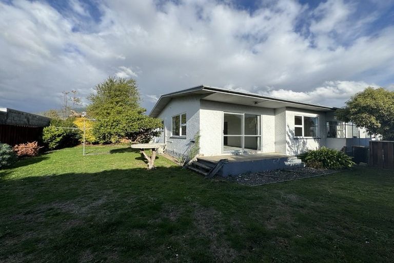 Photo of property in 2/3 Kipling Crescent, Stoke, Nelson, 7011