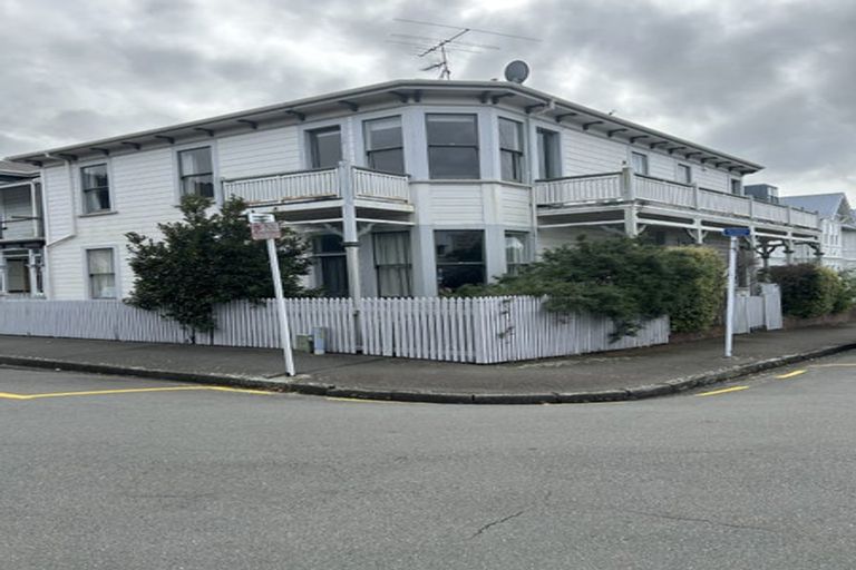 Photo of property in 10u1 Hobson Crescent, Thorndon, Wellington, 6011