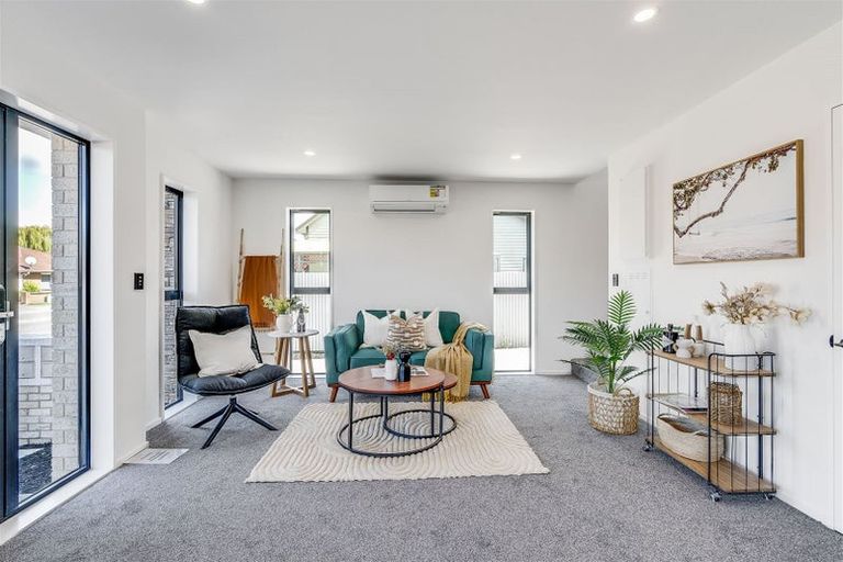 Photo of property in 1/22 Rutherford Street, Woolston, Christchurch, 8023