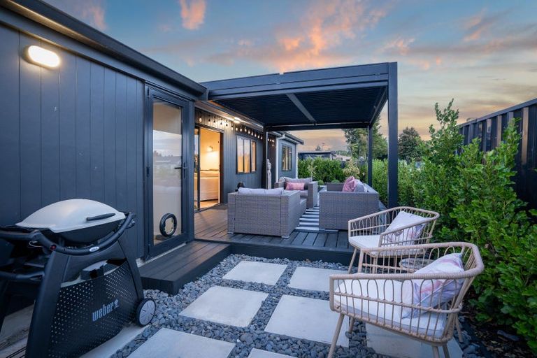 Photo of property in 163b Victoria Street, Cambridge, 3434