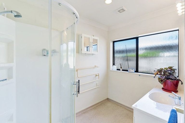 Photo of property in 14b Weiti Road, Orewa, 0931