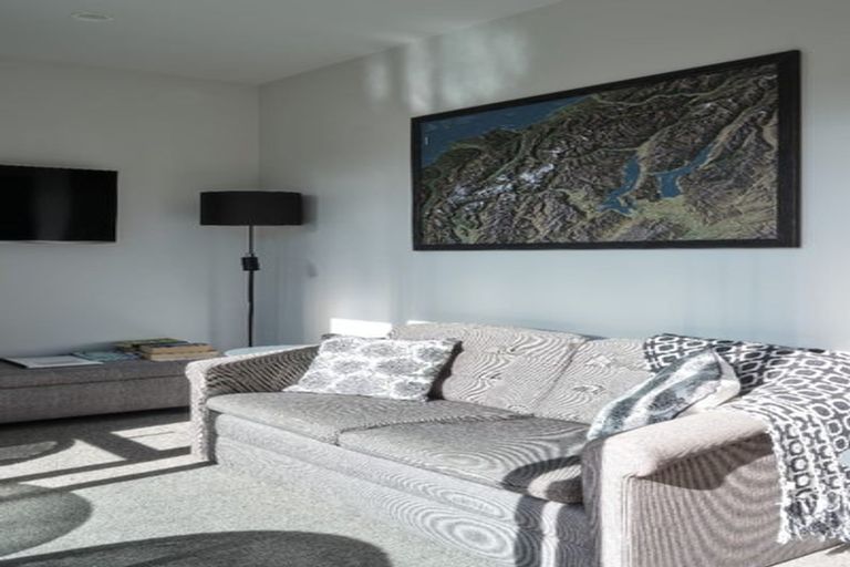 Photo of property in 3 Edgewood Place, Wanaka, 9305