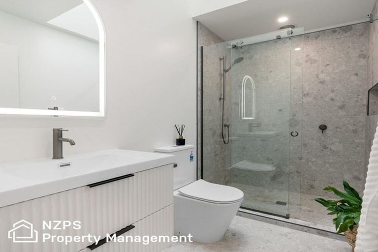 Photo of property in 1/1 Green Street, Mosgiel, 9024