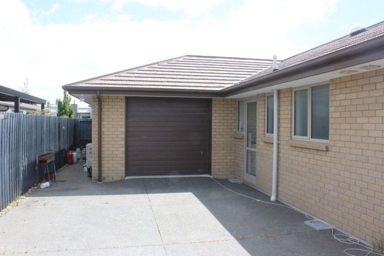 Photo of property in 16 Newman Road, Rolleston, 7614
