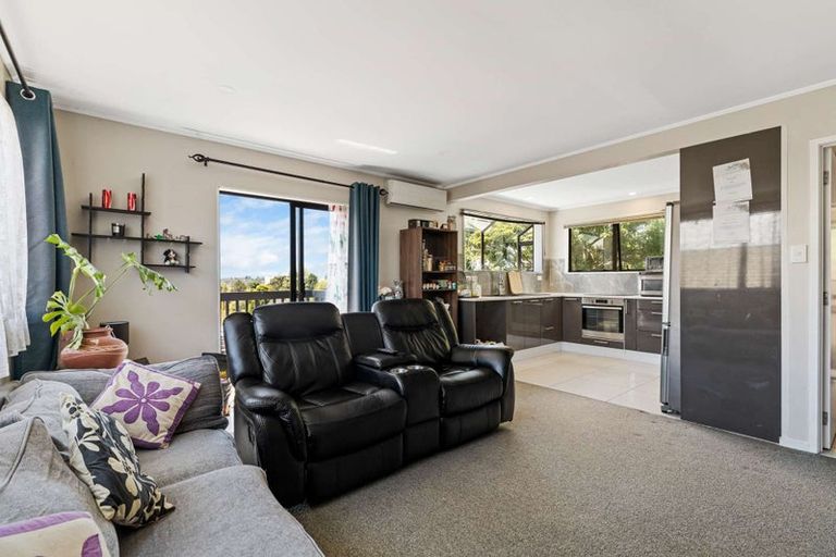 Photo of property in 33 Danube Lane, Glen Eden, Auckland, 0602