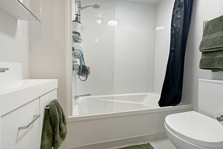 Photo of property in Vedado Apartments, 208/41u Hopper Street, Mount Cook, Wellington, 6011