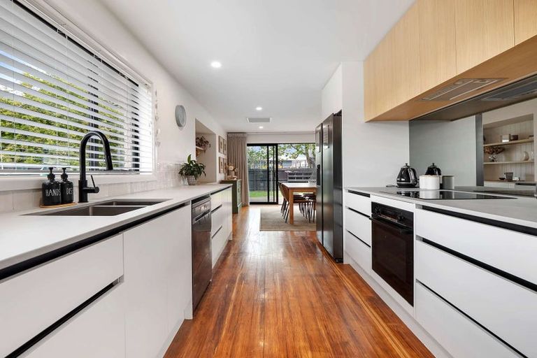 Photo of property in 53 Woodbury Street, Russley, Christchurch, 8042