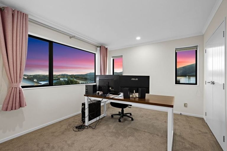 Photo of property in 13 San Prospero Crescent, Henderson, Auckland, 0612