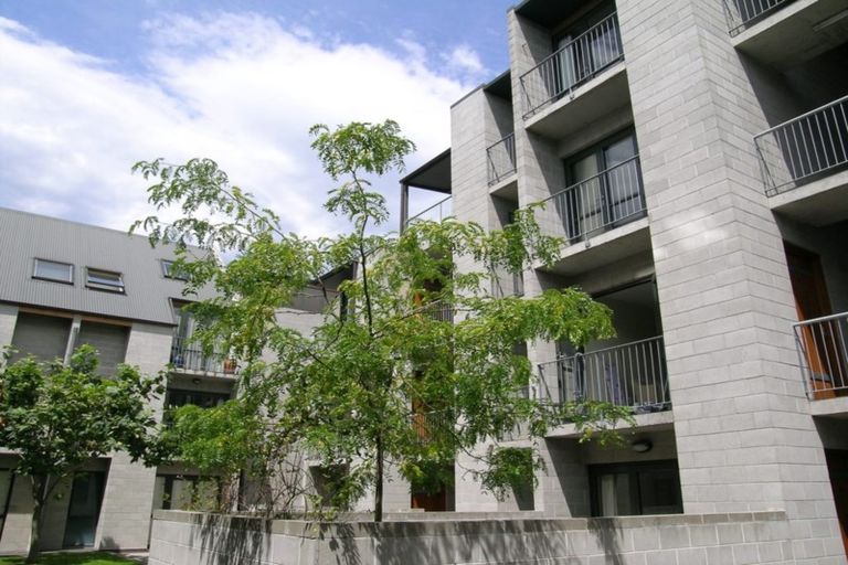 Photo of property in 8/868 Colombo Street, Christchurch Central, Christchurch, 8013