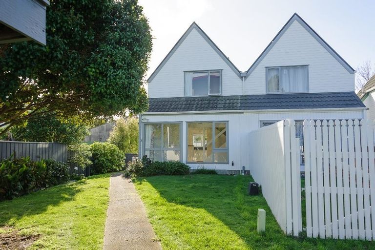 Photo of property in 50f6 Darlington Road, Miramar, Wellington, 6022