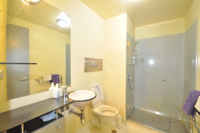 Photo of property in St Pauls Apartments, 109/43u Mulgrave Street, Thorndon, Wellington, 6011