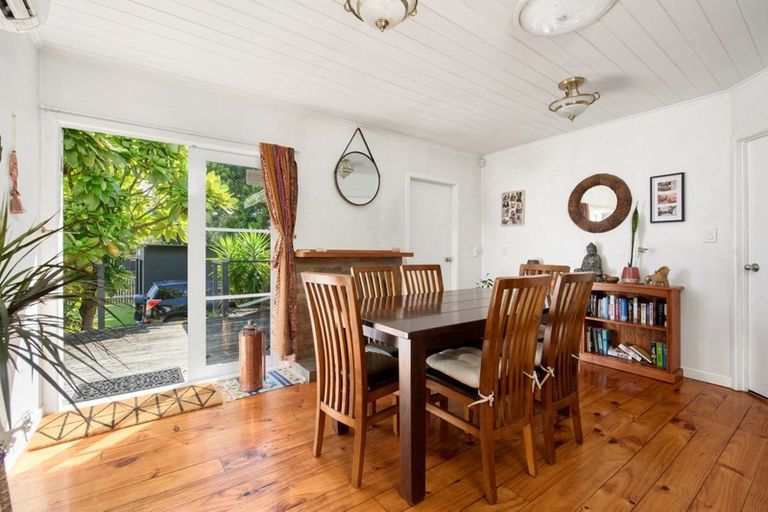 Photo of property in 256 Papamoa Beach Road, Papamoa Beach, Papamoa, 3118
