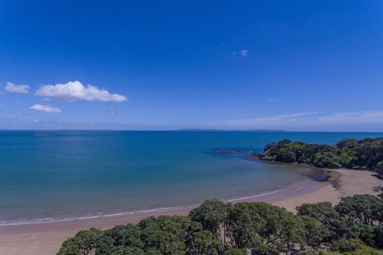 Photo of property in 8 Kotare Drive, Coopers Beach, 0420