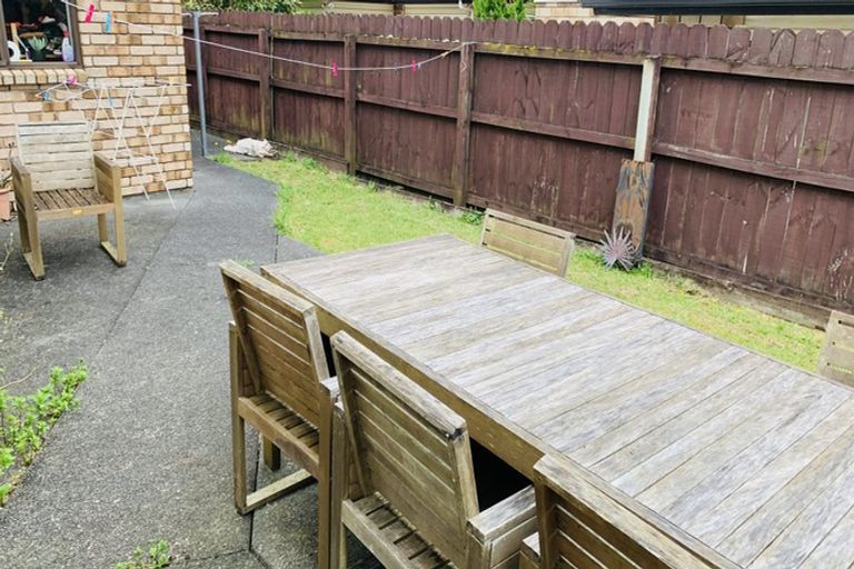 Photo of property in 16 Carrick Glen Avenue, Flat Bush, Auckland, 2019