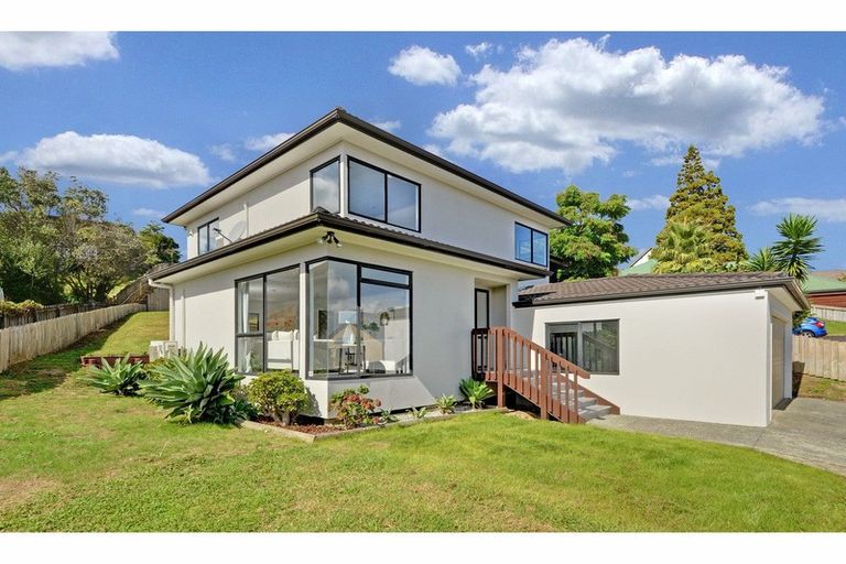 Photo of property in 20 Stephanie Close, Glenfield, Auckland, 0629