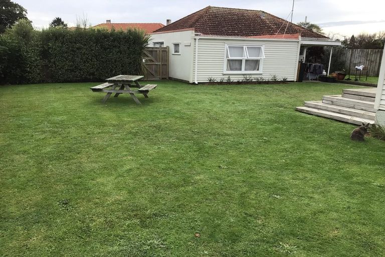 Photo of property in 2 Gardiner Place, Fairfield, Hamilton, 3214