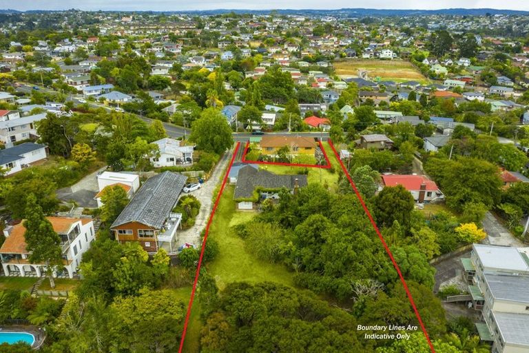 Photo of property in 87a Colwill Road, Massey, Auckland, 0614