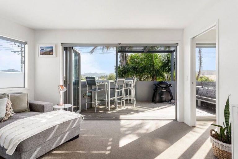 Photo of property in 306 Ocean Road, Whangamata, 3620