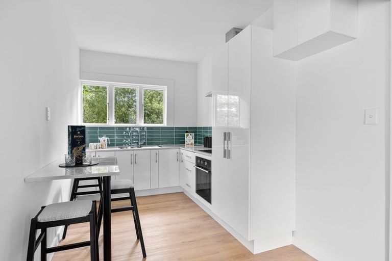 Photo of property in 17 Clarendon Terrace, Woolston, Christchurch, 8023