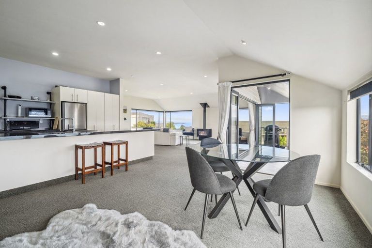 Photo of property in 2/7 Ngamotu Road, Taupo, 3330