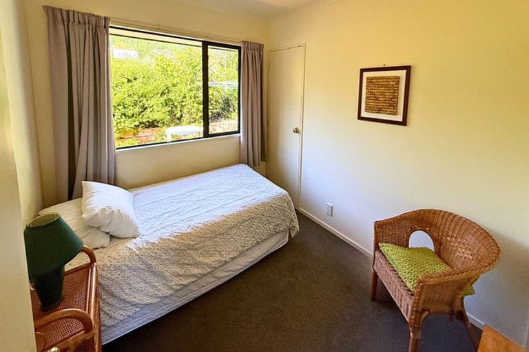 Photo of property in 28 Nyhane Drive, Ligar Bay, Takaka, 7183