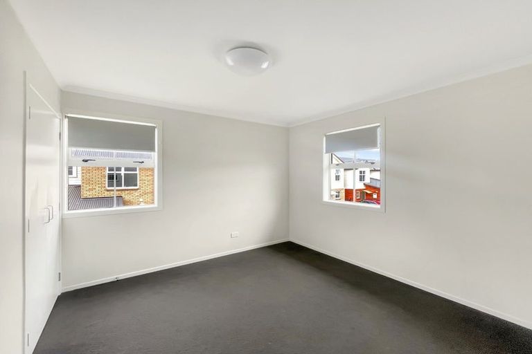 Photo of property in 8 Chiefs Court, Hamilton East, Hamilton, 3216