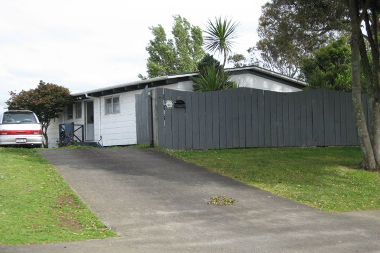 Photo of property in 6 Mikasa Place, Mangere, Auckland, 2022