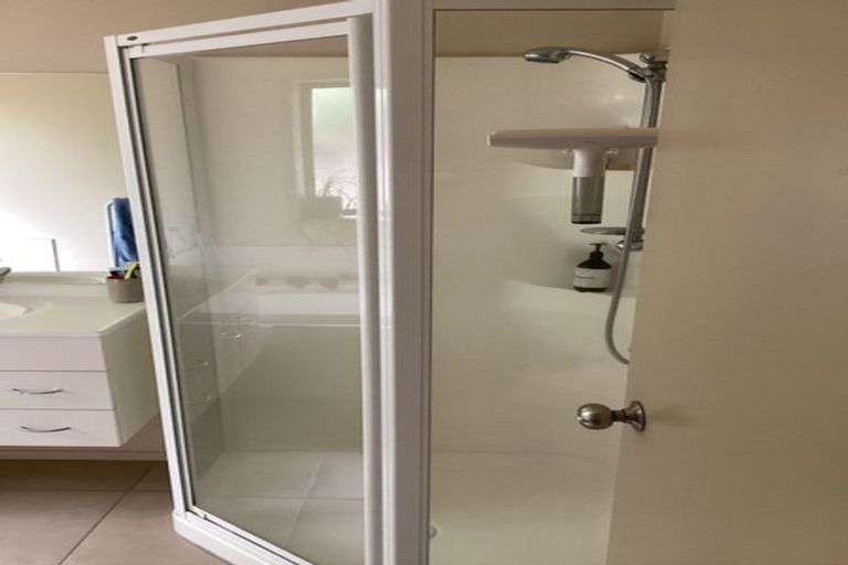 Photo of property in 17 Watkins Road, Cambridge, 3434
