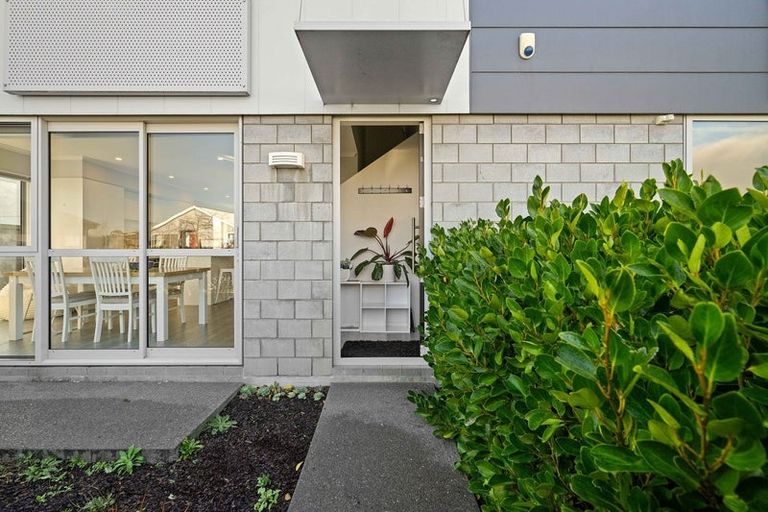 Photo of property in 52 Tippet Crescent, Wigram, Christchurch, 8025