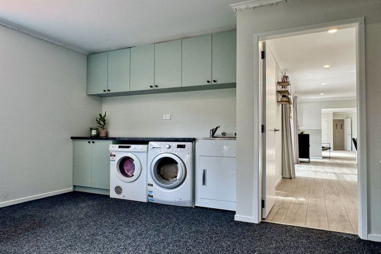 Photo of property in 27 Topsail Way, Whitby, Porirua, 5024