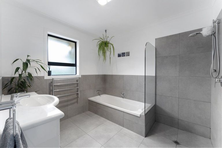 Photo of property in 19 Brecon Road, Stratford, 4332