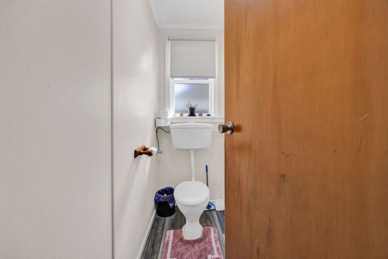 Photo of property in 25 Waihi Road, Hawera, 4610