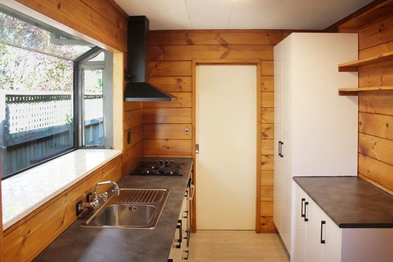 Photo of property in 74 Aorangi Road, Bryndwr, Christchurch, 8053