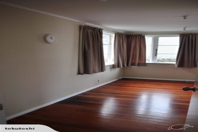 Photo of property in 79 Broderick Road, Johnsonville, Wellington, 6037