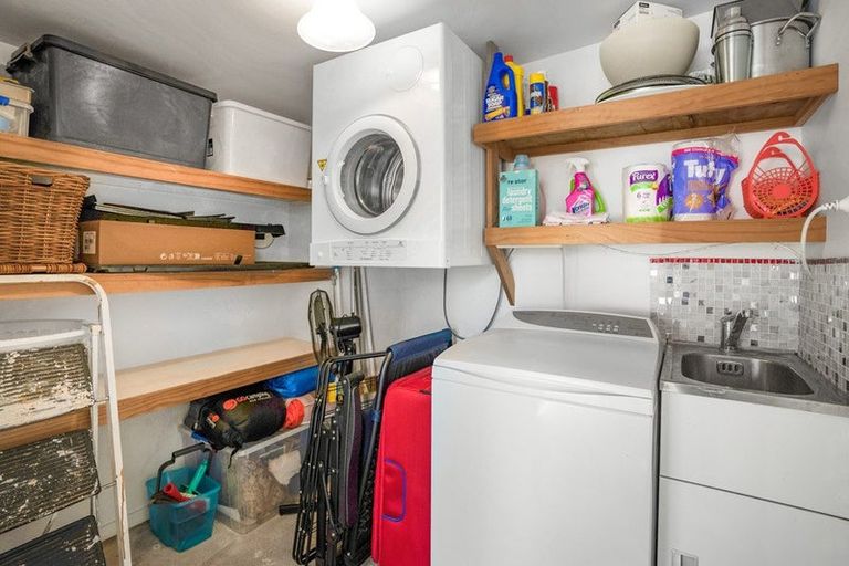 Photo of property in 14a/103 Epuni Street, Epuni, Lower Hutt, 5011
