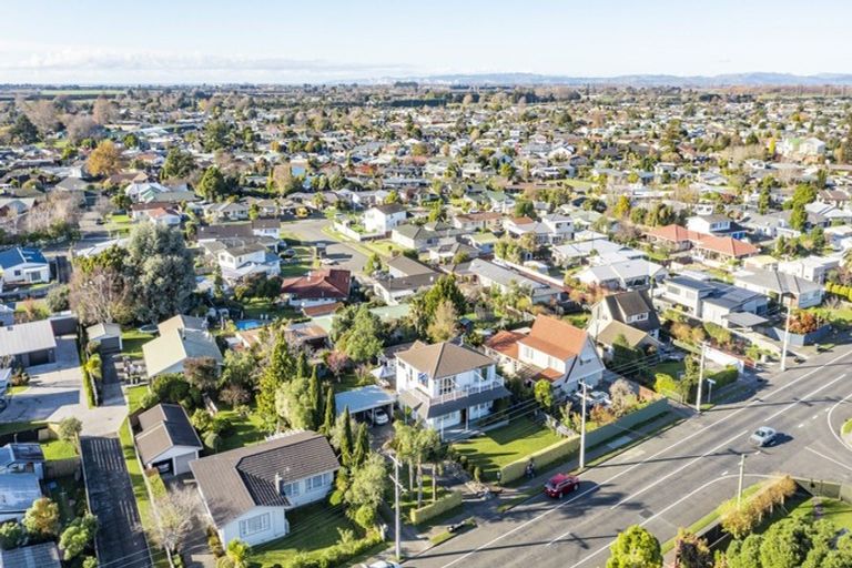 Photo of property in 45 Avondale Road, Taradale, Napier, 4112