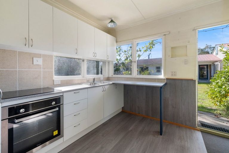 Photo of property in 30 Okawa Bay Road, Tikitere, Rotorua, 3074