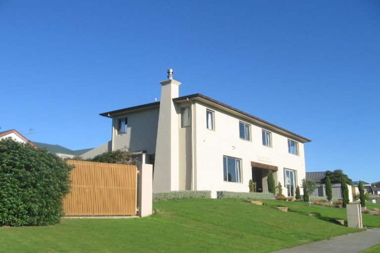 Photo of property in 61 Samwell Drive, Whitby, Porirua, 5024