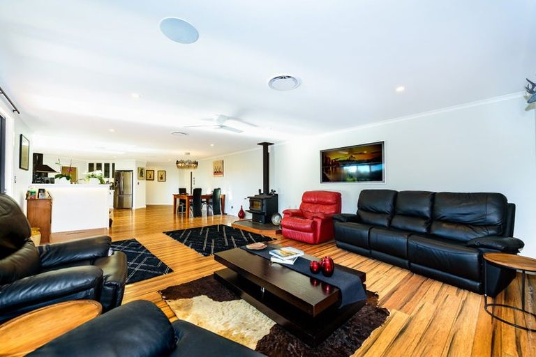 Photo of property in 36 Windsor Drive, Kirwee, Darfield, 7571