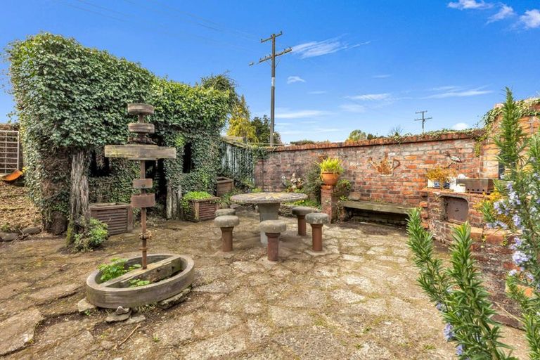 Photo of property in 17 Bridger Place, Eltham, 4322